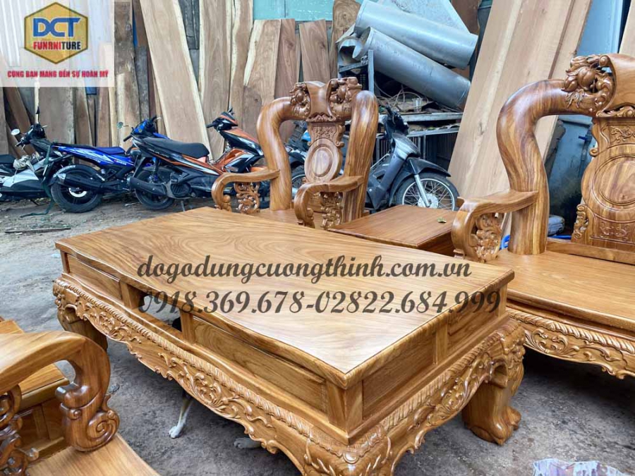 SALON PHONG KHACH
